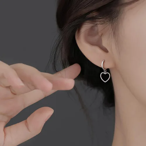 Miniatura 2 de SLUYNZ Aretes de aro de plata de ley con forma de corazón para mujer, aretes de aro pequeños con forma de corazón