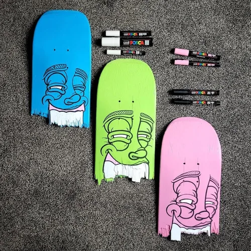 Miniatura 6 de POSCA Punta tipo bala blanca y negra - Juego de 6 bolígrafos (PC-5M, PC-7M, PC-3M)