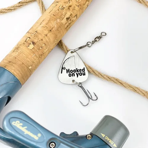 Miniatura 2 de Señuelo de pesca personalizado, regalo de señuelo de pesca enganchado en ti, regalo para novio, regalo de hombre, regalo de cumpleaños, nombre
