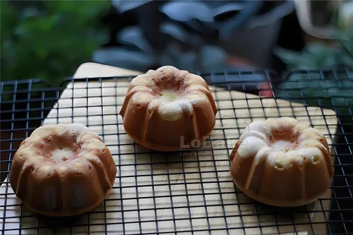 Miniatura 5 de LoBake 10 piezas de media bola de calabaza uva vollyball Shell aluminio tarta molde jalea pudín taza magdalena molde herramientas para hornear