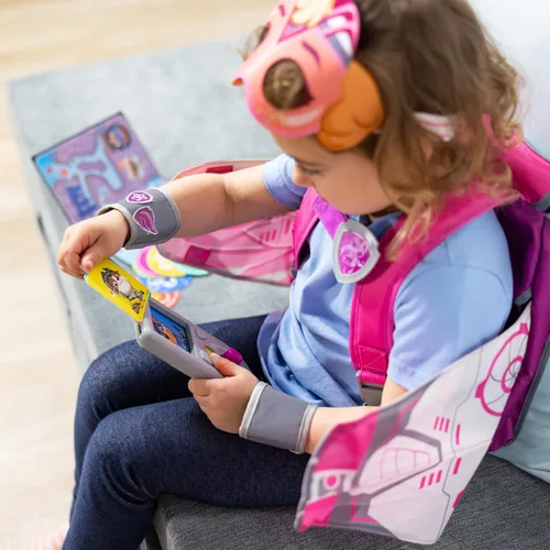 Miniatura 3 de Melissa & Doug PAW Patrol™ The Mighty Movie Mighty Skye Paquete de rol con alas para niños pequeños y niños mayores de 3 años