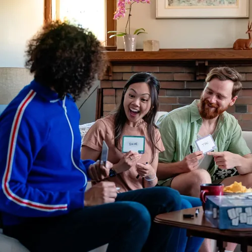 Miniatura 6 de USAOPOLY BLANK SLATE, donde las grandes mentes piensan igual, divertido juego de mesa familiar apto para toda la familia, juego de asociación