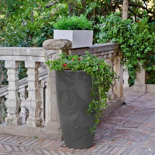 Miniatura 2 de ECOBO - Maceta redonda ecológica de 23.6 pulgadas Vicenza para uso en interiores y exteriores, duradera, versátil y ligera, diseñada por artesanos