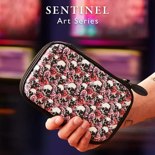 Miniatura 10 de Casemaster Sentinel - Estuche para dardos Sinister Skulls Art Series - Capacidad para 6 dardos Cráneos siniestros