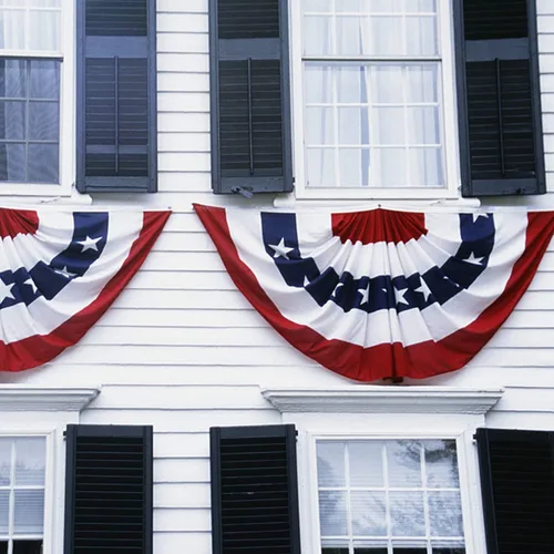 Miniatura 5 de 6 banderas patrióticas plisadas de Estados Unidos – 3 x 1.5 pies, bandera de Estados Unidos, bandera patriótica de banderines con estrellas y rayas