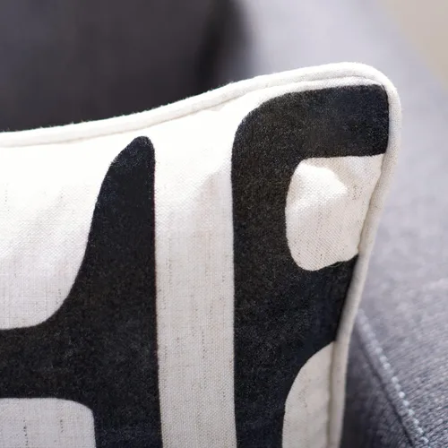 Miniatura 18 de Safavieh Pillow Collection - Almohada decorativa de maíz, 22 pulgadas, color negro, juego de 2