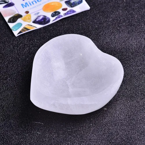 Miniatura 4 de JIC Gem Cuenco de cristal de selenita en forma de corazón plato de selenita marroquí para limpiar y recargar cristales y piedras curativas de 4