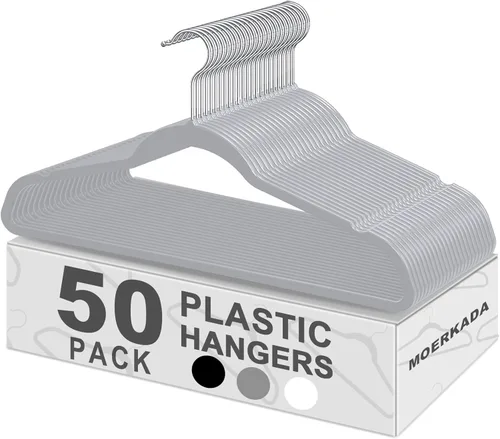 Paquete de 50 perchas de plástico ultradelgadas (45 cm) - Percheros delgados que ahorran espacio con ranuras antideslizantes para guardar la ropa en