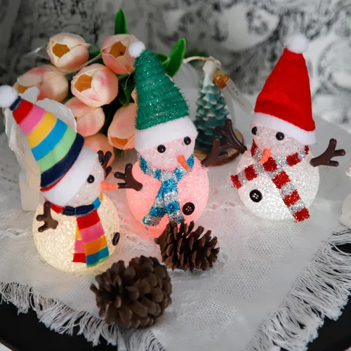 Miniatura 8 de YAKii Adornos de Navidad de 18.5 cm, lámpara de muñecos de nieve LED con cambio de color con sombrero y bufanda coloridos, pieza central