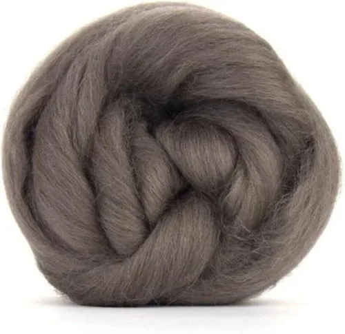 Miniatura 27 de Revolution Fibers Lana Corriedale teñida 8.2 onzas de parte superior de lana peinada de primera calidad 26 micras, 100% lana Corriedale pura