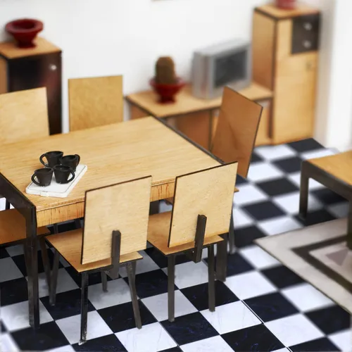 Miniatura 6 de Suelo en miniatura, 27 piezas de azulejos blancos y negros para despegar y pegar, escala 1/12, mini tablas para decoración de casa de muñecas