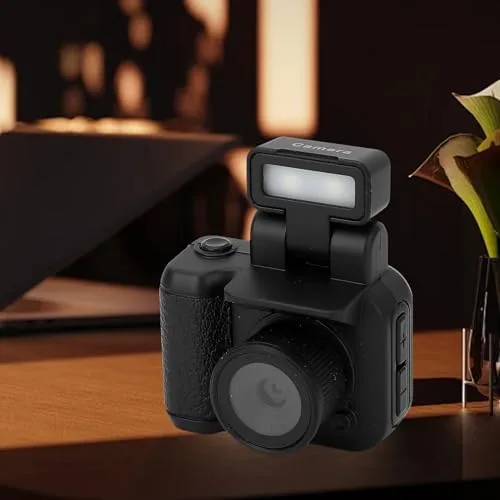 Miniatura 6 de Mini llavero de cámara, 1080P Vintage pequeño grabador de video digital con luz flash LED, cámara portátil de viaje para grabación de vida