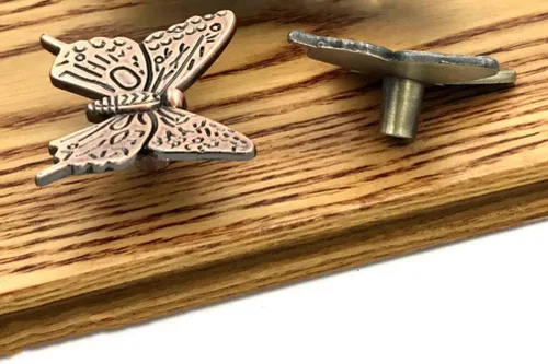Miniatura 5 de 4 pomos de metal con forma de mariposa antigua para cajones (2 piezas de bronce y 2 bronce rojo)