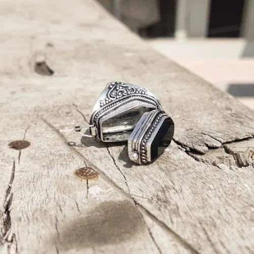 Miniatura 3 de Black Onyx Box Ring, Coffin Box Ring, Unique Jewelry, Boho Style, Poison box Ring, Handmade Poison Ring, Openable Poison Ring, Poison ring, Silver