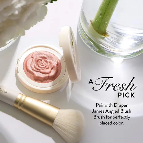 Miniatura 9 de LAURA GELLER NEW YORK Baked Blush-n-Brighten para piel madura - 00 In Bloom - El rubor en polvo no se asienta en líneas finas - Acabado natural