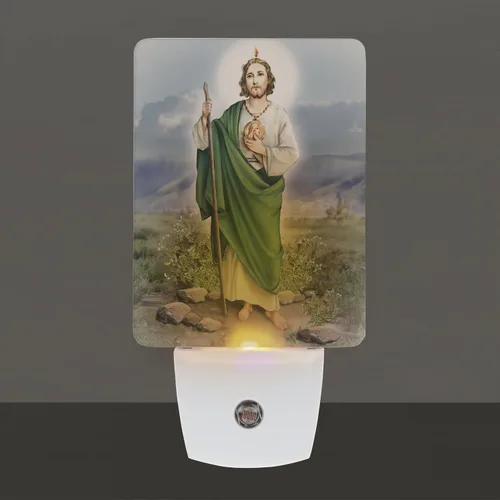 Miniatura 2 de Saints Collection - Luz nocturna LED con enchufe único St. Jude con sensor automático del atardecer al amanecer, luz nocturna devocional