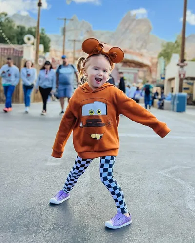 Miniatura 3 de Disney Pixar Cars Lightning McQueen - Sudadera con capucha para niños pequeños a grandes