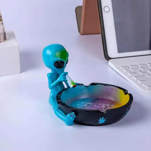 Miniatura 2 de Cenicero para Exterior, Cenicero Fresco para Cigarrillos, Cenicero de Fantasía Alien para Decoración de Oficina en Casa, Regalo Ornamental