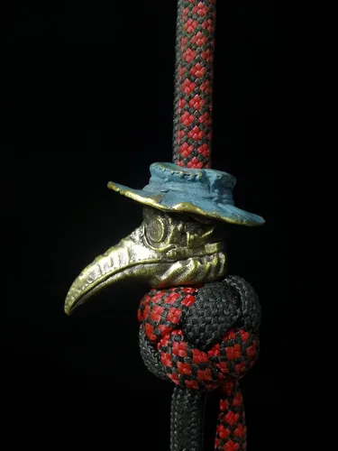 Miniatura 3 de Retro latón Plague Doctor edc perlas llavero DIY accesorios cuentas de paracord