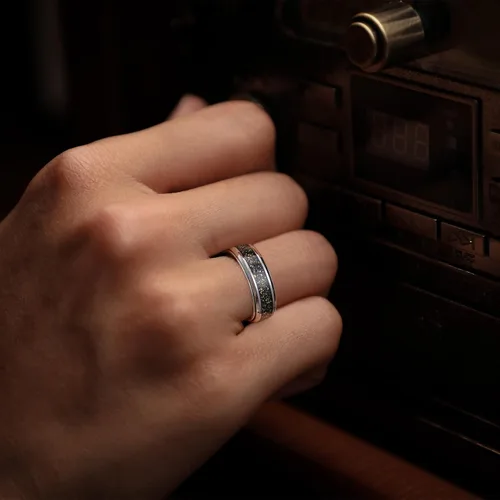 Miniatura 63 de King Will Anillo giratorio de acero inoxidable 316L para hombres y mujeres, 0.315 in de dragón/nudo celta, anillo para ansiedad para aliviar