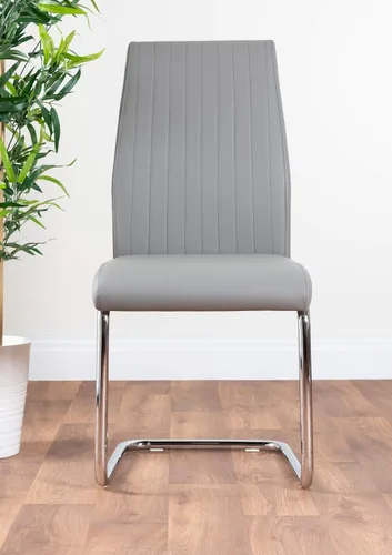 Miniatura 7 de Furniturebox UK Giovani - Juego de mesa de comedor de cristal negro y blanco de alto brillo y 4 sillas Lorenzo