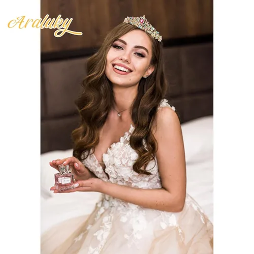Miniatura 2 de Tiaras y coronas doradas para mujer, corona de cumpleaños clásica con peines, elegantes regalos de fiesta de graduación para mujeres