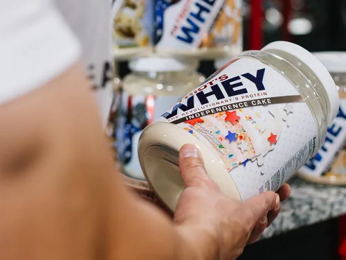 Miniatura 2 de Merica Labz Patriot's Whey, proteína de The Revolutionary's Protein, 25G Protein, 25 porciones (Mamaw's Banana Puddin')