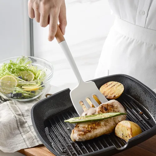 Miniatura 3 de Juego de utensilios de cocina de silicona, 446 °F resistente al calor, mango de madera de 13 piezas para juego de cocina antiadherente (sin BPA)