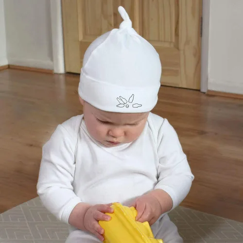 Miniatura 4 de Skittles & Ball' Baby Beanie Hat (BH00020256) White