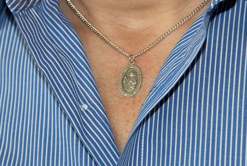 Miniatura 5 de Heartland - Colgante ovalado de plata de ley para hombre