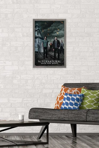 Miniatura 2 de Trends International Supernatural - Póster de pared de iglesia, 22.4 pulgadas de largo x 14.7 pulgadas, versión enmarcada en madera de granero
