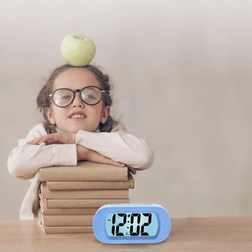 Miniatura 8 de Plumeet Reloj Despertador para Niños LCD Digital Grande Relojes Despertadores de Viaje con Repetición y Luz Nocturna - Sonido Ascendente
