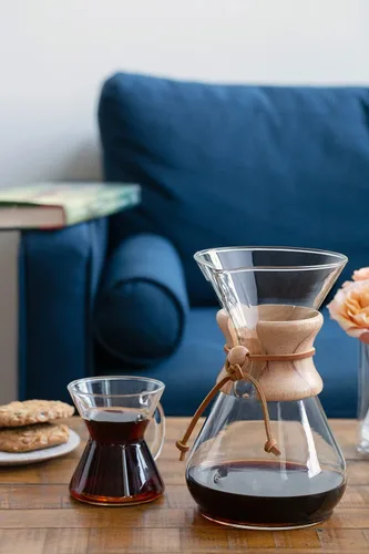 Miniatura 6 de Chemex Cafetera de vidrio para verter - Serie clásica - 10 tazas - Embalaje exclusivo Cafetera manual grande del goteo, vidrio de borosilicato