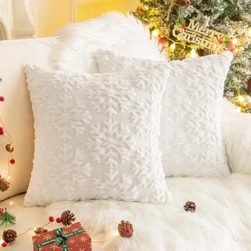 Miniatura 9 de AQOTHES Juego de 2 fundas de almohada de alce navideño de 18 x 18 pulgadas, suave piel sintética color beige crema, almohadas decorativas de Navidad