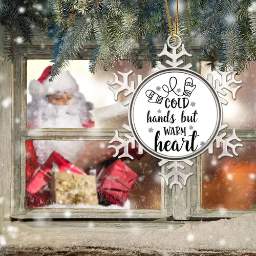 Miniatura 6 de Adorno de Navidad de metal con manos frías pero cálidas, adorno de copo de nieve de metal, citas divertidas de Navidad, adornos colgantes para árbol