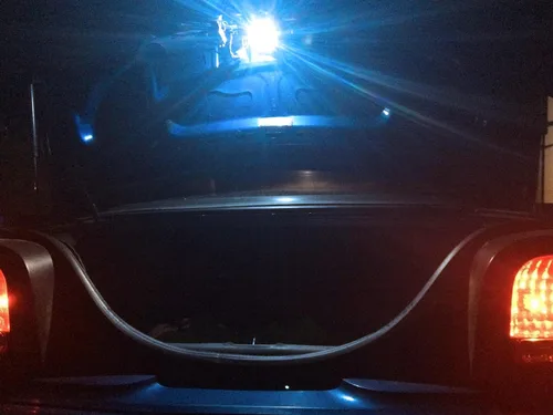 Miniatura 7 de iJDMTOY Conjunto de luz LED súper brillante de 2 W, color azul hielo, para maletero y área de carga, compatible con Ford Mustang Gen5 2005-2014