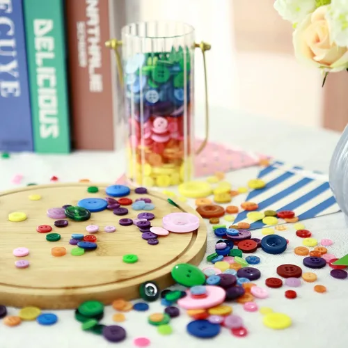 Miniatura 2 de Botones Greentime para manualidades, 250~300 piezas de colores mixtos, botones redondos de resina de 2 y 4 agujeros para costura pintada a mano