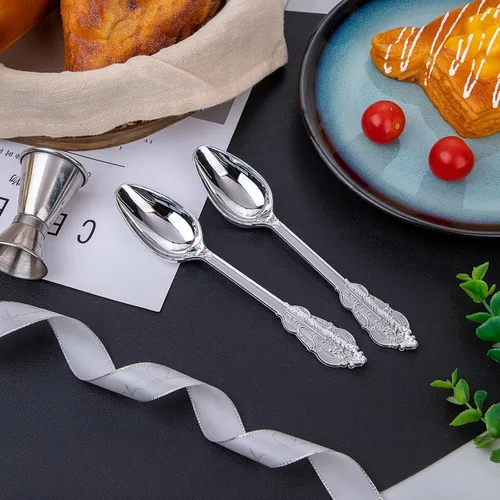 Miniatura 3 de WDF 100 cucharas de plástico plateadas desechables, cubiertos de plata barrocos de 6.93 pulgadas para pastel de postre, cucharas de plástico Rojo