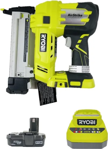 Ryobi Grapadora inalámbrica Air Strike de 18 V de 3/8-1-1/2 pulgadas P360 + (1) batería y cargador (renovado)