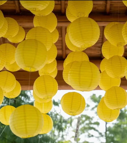 Miniatura 3 de 12 linternas de papel amarillas de 6, 8, 10 y 12 pulgadas, de tamaños mixtos, decorativas, chinas, japonesas, colgantes, redondas, lámparas de papel