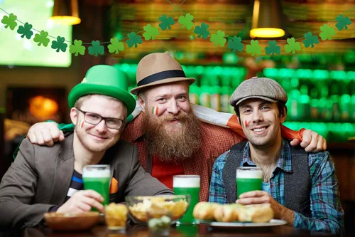 Miniatura 3 de JOZON Paquete de 3 carteles de fieltro con trébol para el día de San Patricio, decoración de trébol de la suerte, decoración de fiesta con cuerdas