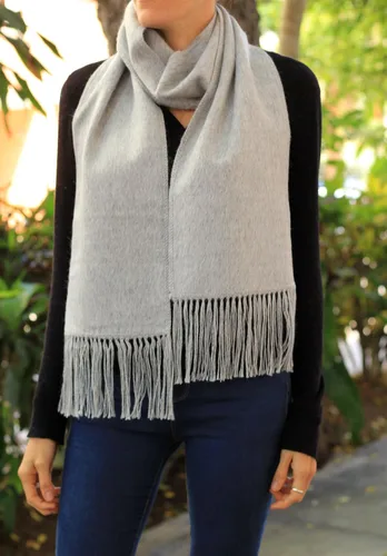 Miniatura 2 de TINKUY PERU - Lana de alpaca peruana - Unisex tejido flecos cepillado bufanda