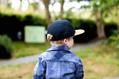 Miniatura 10 de Born to Love - Gorra de béisbol para niño y bebé con visera, en color blanco y azul