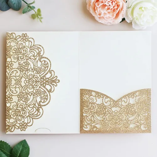 Miniatura 10 de Hosmsua 50 bolsillos de invitación de boda con purpurina morada, 5.12 x 7.2 pulgadas, corte láser, bolsillos de invitación de quinceañera de encaje