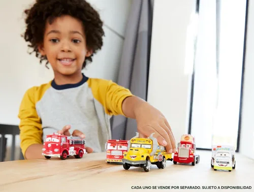 Miniatura 8 de Vehículo de lujo Miss Fritter moldeado a presión Disney Pixar Cars 3