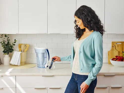 Miniatura 8 de ZeroWater Jarra de filtro de agua de 5 etapas lista para verter de 10 tazas 0 TDS para un mejor sabor al agua del grifo, certificado IAPMO