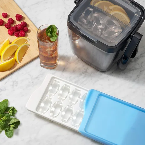 Miniatura 4 de OXO Good Grips - Cubo de hielo con pinzas, cuchara y bandeja para adornar