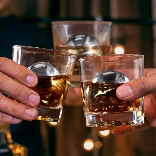Miniatura 3 de Juego de decantador de whisky con 2 piedras de bola y 2 vasos de whisky reutilizables de 2.165 in, regalos de bourbon para hombres, piedras de hielo