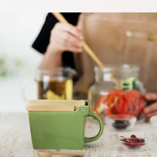 Miniatura 4 de Zero Japan Bee House - Caja de Sal Premium con Tapa Hinoki - Recipiente para Sal Marina y Especias - Elegante Despensa para Encimera de Cocina