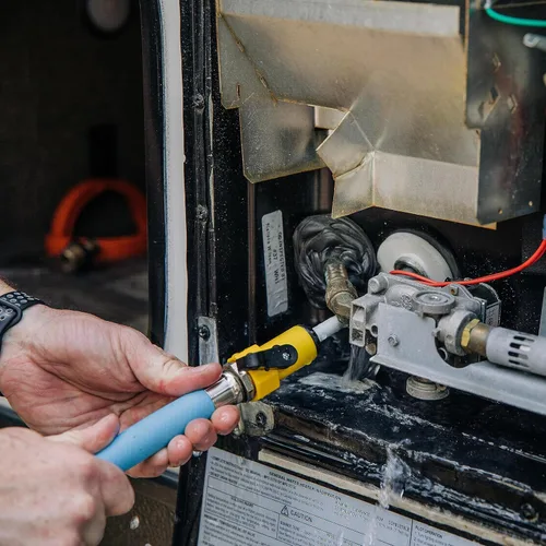 Miniatura 3 de Camco Limpiador de tanque de calentador de agua para autocaravanas y RV - Mejora la función del calentador de agua al eliminar sedimentos - Se
